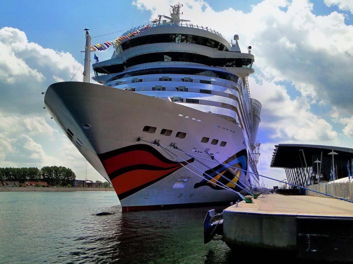 Promenadenblick/Captains-Suite Rostock Bagian luar foto
